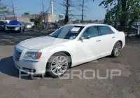 2012 Chrysler 300 photo