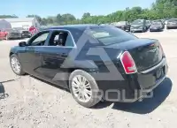 2012 Chrysler 300 фото