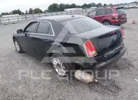2012 Chrysler 300 photo