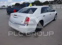 2012 Chrysler 300 photo