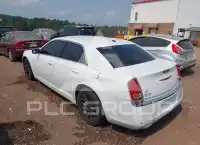 2012 Chrysler 300 фото