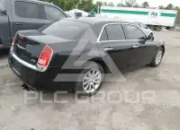 2012 Chrysler 300 photo