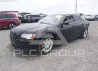 2012 Chrysler 300 photo