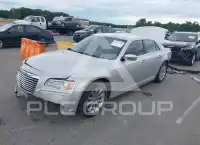 2012 Chrysler 300 фото