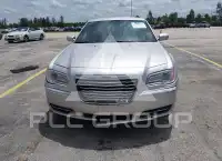 2012 Chrysler 300 фото