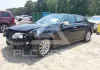 2012 Chrysler 300 photo
