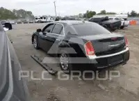 2012 Chrysler 300 photo