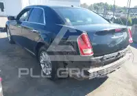 2012 Chrysler 300 фото