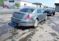 2012 Chrysler 300 фото