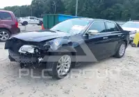 2012 Chrysler 300 photo