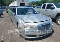 2012 Chrysler 300 фото