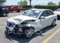 2012 Mercedes Benz C 250 фото