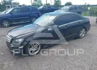 2012 Mercedes Benz C 250 фото