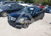 2012 Mercedes Benz C 250 фото
