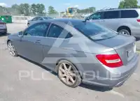 2012 Mercedes Benz C 250 фото