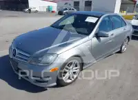 2012 Mercedes Benz C 250 фото