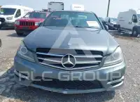 2012 Mercedes Benz C 300 фото