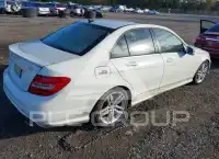 2012 Mercedes Benz C 300 фото