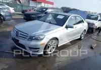 2012 Mercedes Benz C 300 фото