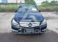 2012 Mercedes Benz C 300 фото