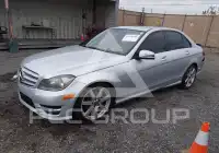 2012 Mercedes Benz C 300 фото
