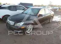 2012 Mercedes Benz C 300 фото