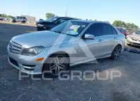 2012 Mercedes Benz C 300 фото
