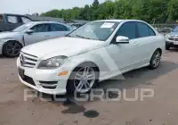 2012 Mercedes Benz C 300 фото