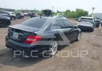 2012 Mercedes Benz C 300 фото