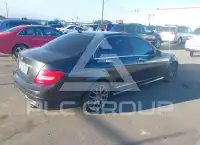 2012 Mercedes Benz C 300 фото