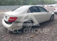 2012 Mercedes Benz C 300 фото