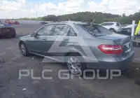 2012 Mercedes Benz E 350 photo