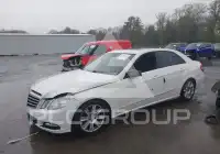 2012 Mercedes Benz E 350 фото
