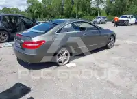 2012 Mercedes Benz E 350 photo