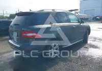 2012 Mercedes Benz ML 350 photo