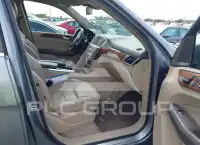 2012 Mercedes Benz ML 350 фото