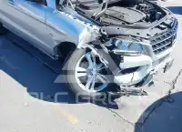 2012 Mercedes Benz ML 350 фото