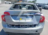 2012 Volvo S60 photo