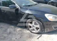 2012 Volvo S60 фото