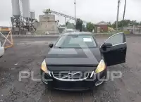 2012 Volvo S60 photo