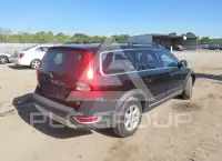 2012 Volvo XC70 photo
