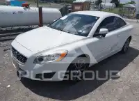 2012 Volvo C70 photo