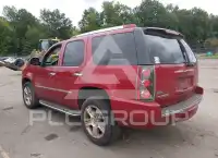 2012 GMC YUKON фото
