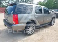 2012 GMC YUKON photo