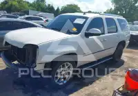 2012 GMC YUKON photo
