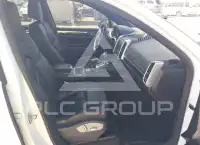2012 Porsche Cayenne photo