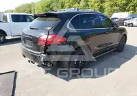 2012 Porsche Cayenne photo