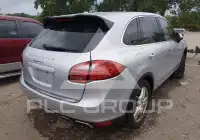 2012 Porsche Cayenne photo