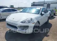 2012 Porsche Cayenne photo