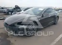 2012 Tesla Model S фото